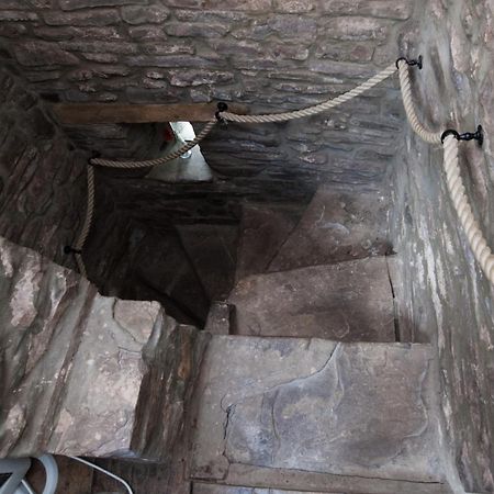 Ty Fferm Hen, Ancient Farmhouse, Coity Bach Talybont-on-Usk Luaran gambar