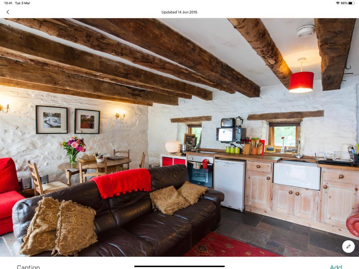 Ty Fferm Hen, Ancient Farmhouse, Coity Bach Talybont-on-Usk Luaran gambar